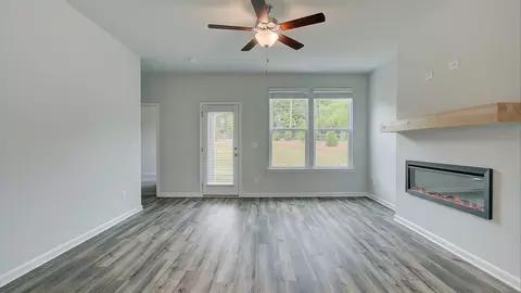 Living - 88 Hydrangea Cir, Fairburn, GA 30213 photo 2 of 6