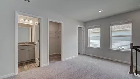 Entry Way - 88 Hydrangea Cir, Fairburn, GA 30213 photo 3 of 4