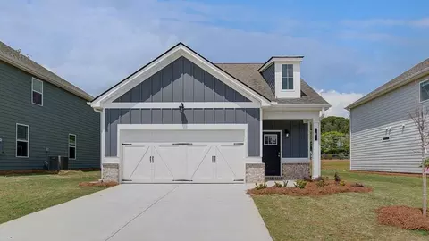 Exterior - 88 Hydrangea Cir, Fairburn, GA 30213 photo 4 of 7