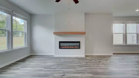 Living - 88 Hydrangea Cir, Fairburn, GA 30213 photo 3 of 6
