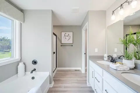 Bath - 6108 Springfield Blvd, Burlington, KY 41005 photo 1 of 6