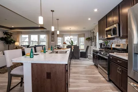 Kitchen - 6108 Springfield Blvd, Burlington, KY 41005 photo 3 of 12
