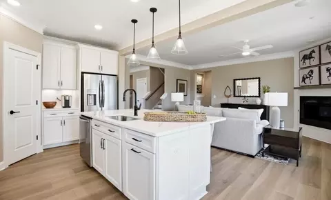 Kitchen - 3082 Constitution Ln, Gastonia, NC 28056 photo 7 of 8