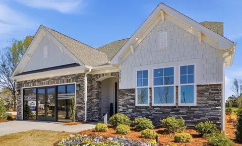 Exterior - 3082 Constitution Ln, Gastonia, NC 28056 photo 11 of 12