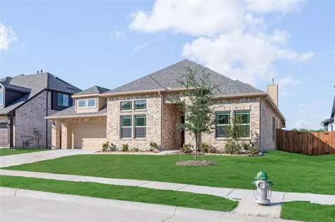 900 Twin Pine Ct, Anna, TX 75409