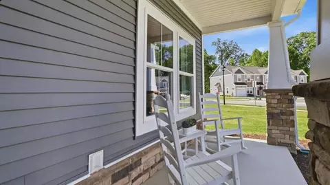 Exterior - 4402 Abercorn Dr, Suffolk, VA 23435 photo 3 of 13
