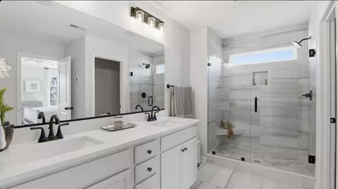 Bath - 4402 Abercorn Dr, Suffolk, VA 23435 photo 1 of 3