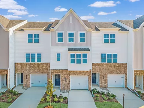201 Whiteside Rd, Sandston, VA 23150