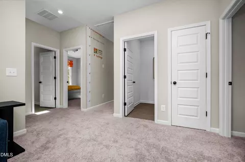 Entry Way - 29 Gresham Ct, Dunn, NC 28334 photo 6 of 7