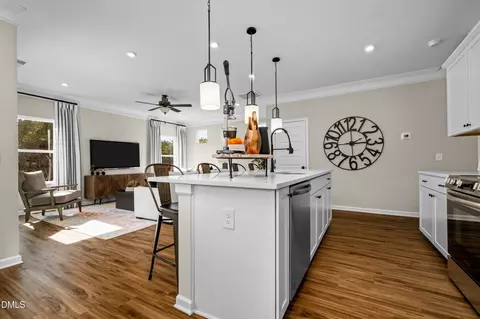 Kitchen - 29 Gresham Ct, Dunn, NC 28334 photo 6 of 7