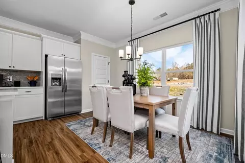 Dining - 29 Gresham Ct, Dunn, NC 28334 photo 2 of 4