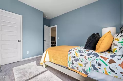Bedroom - 29 Gresham Ct, Dunn, NC 28334 photo 7 of 10