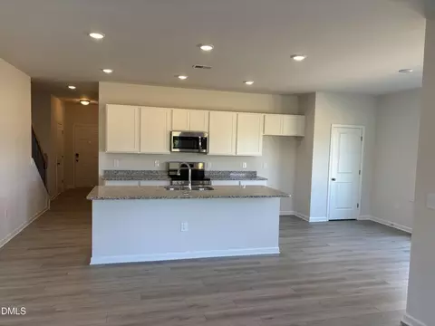 Kitchen - 29 Gresham Ct, Dunn, NC 28334 photo 1 of 2