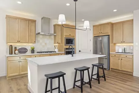 Kitchen - 5841 Aspenglow St, Longmont, CO 80504 photo 5 of 8