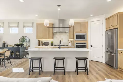 Kitchen - 5841 Aspenglow St, Longmont, CO 80504 photo 4 of 8
