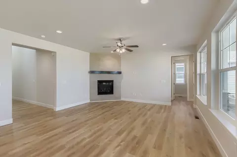 Living - 5841 Aspenglow St, Longmont, CO 80504 photo 2 of 7