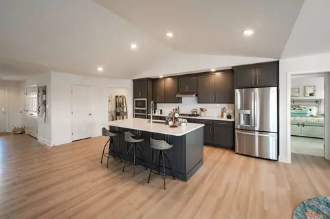 Kitchen - 333 Amber Dr, Lititz, PA 17543 photo 2 of 3