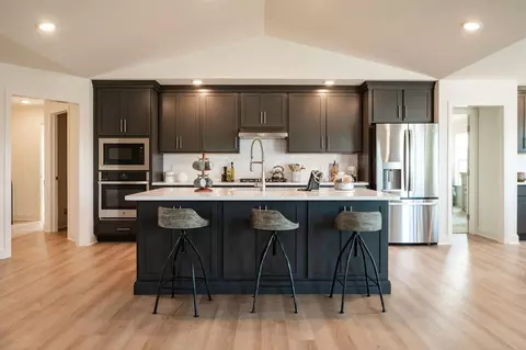 Kitchen - 333 Amber Dr, Lititz, PA 17543 photo 3 of 3