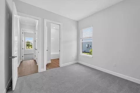 Bedroom - 10614 Eclipse St, Sarasota, FL 34241 photo 1 of 15