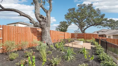Exterior - 2437 Tumbleweed Bnd, Leander, TX 78641 photo 10 of 11