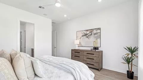 Bedroom - 2437 Tumbleweed Bnd, Leander, TX 78641 photo 10 of 14