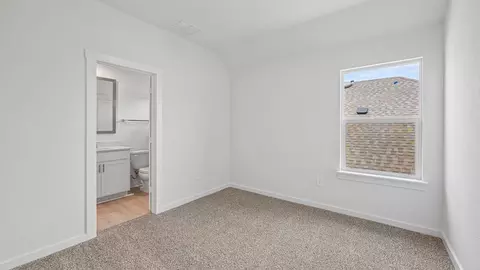 Bedroom - 2437 Tumbleweed Bnd, Leander, TX 78641 photo 4 of 14