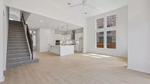 Living - 2437 Tumbleweed Bnd, Leander, TX 78641 photo 3 of 4