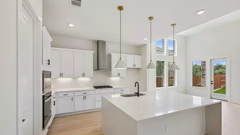Kitchen - 2437 Tumbleweed Bnd, Leander, TX 78641 photo 1 of 8