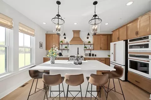 2725 Pavilion Ln, Adamstown, MD 21710