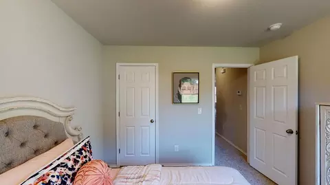Bedroom - Blackberry Ridge Dr., Mcloud, OK 74851 photo 4 of 4