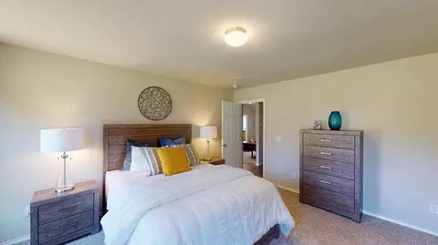 Bedroom - Blackberry Ridge Dr., Mcloud, OK 74851 photo 2 of 4