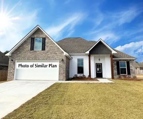 Other - 5800 Del Rio Xing, Crestview, FL 32539 photo 1 of 9