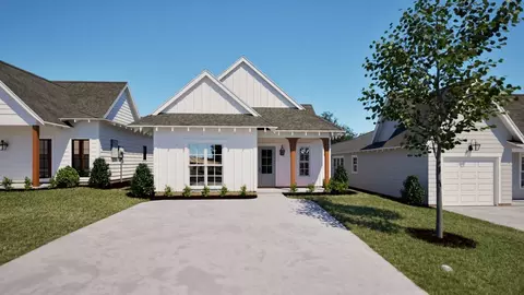 100 Firefly Ln, Opelika, AL