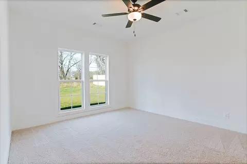 Bedroom - 100 Firefly Ln, Opelika, AL photo 4 of 7