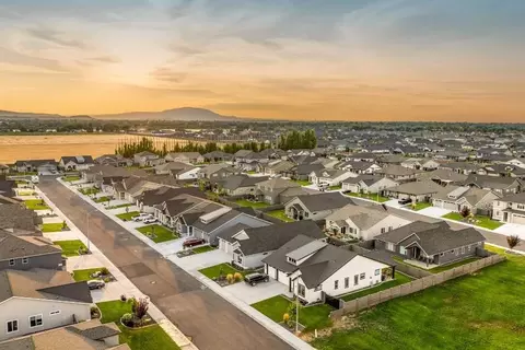 View/Area - 5716 Flathead Ave, Pasco, WA 99301 photo 6 of 8