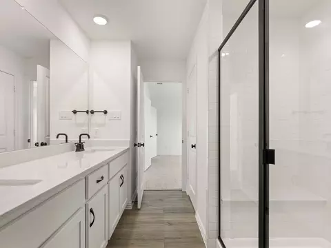 Bath - 3993 Olin Way, Celina, TX 75009 photo 4 of 5
