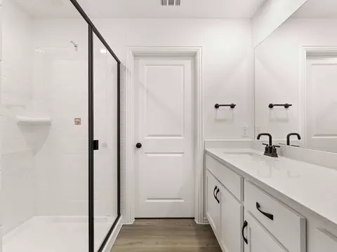 Bath - 3993 Olin Way, Celina, TX 75009 photo 3 of 5
