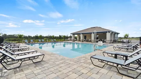 Exterior - 219 Spindlewood Blvd, Dundee, FL 33838 photo 3 of 5