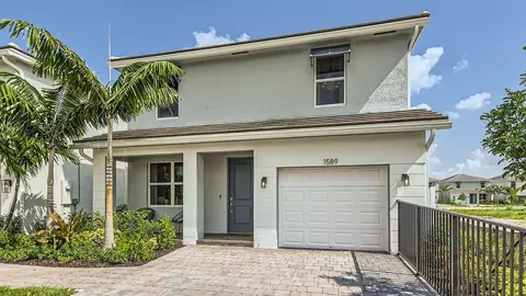 1883 NW 7th St, Pompano Beach, FL 33069