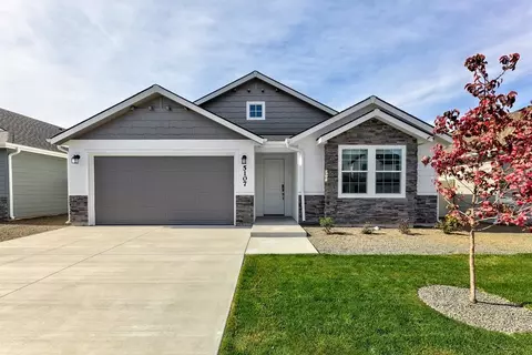 5107 N Bartok Ave, Meridian, ID 83646