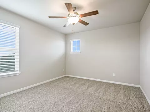 101 Dove Crest Ln, Liberty Hill, TX 78642