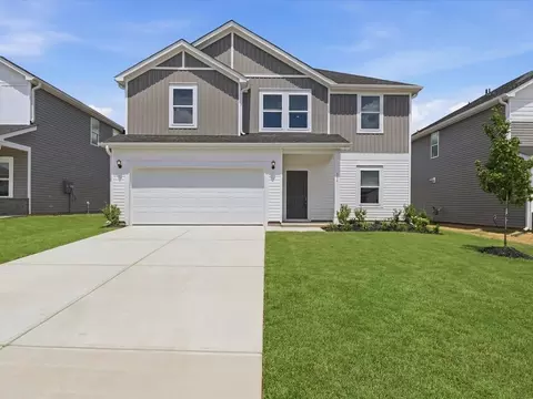 102 Yellowstone Trl, Gray Court, SC 29645