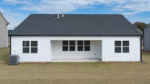 Exterior - 539 Abbott Rd, Statham, GA 30666 photo 2 of 7