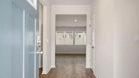 Entry Way - 539 Abbott Rd, Statham, GA 30666 photo 1 of 4