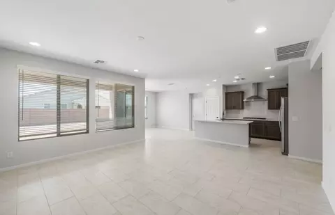 Living - 1439 W Treasure Trl, Apache Junction, AZ 85120 photo 1 of 5