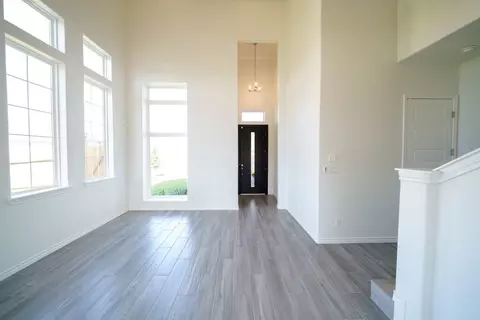Living - 5513 Umar Ave, Alton, TX 78573 photo 2 of 5