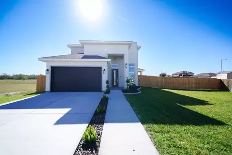 Exterior - 5513 Umar Ave, Alton, TX 78573 photo 2 of 9