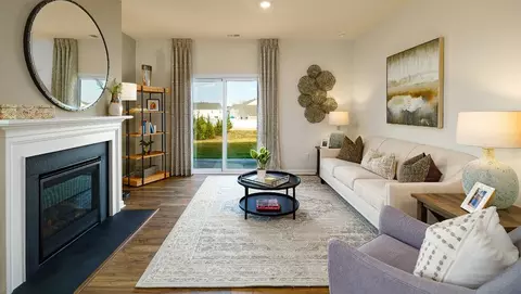 Living - 3013 Ryelands Pl, Lancaster, SC 29720 photo 2 of 5
