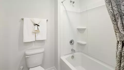 Bath - 3013 Ryelands Pl, Lancaster, SC 29720 photo 9 of 9