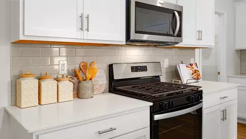 Kitchen - 3013 Ryelands Pl, Lancaster, SC 29720 photo 5 of 9